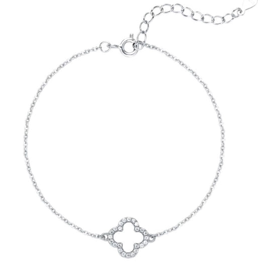 Le bracelet Mélina Cœur Blanc allie élégance et raffinement. Fabriqué en acier inoxydable plaqué or blanc 18 carats, avec un pendentif cœur orné de cristaux, il est le bijou parfait pour sublimer votre style.